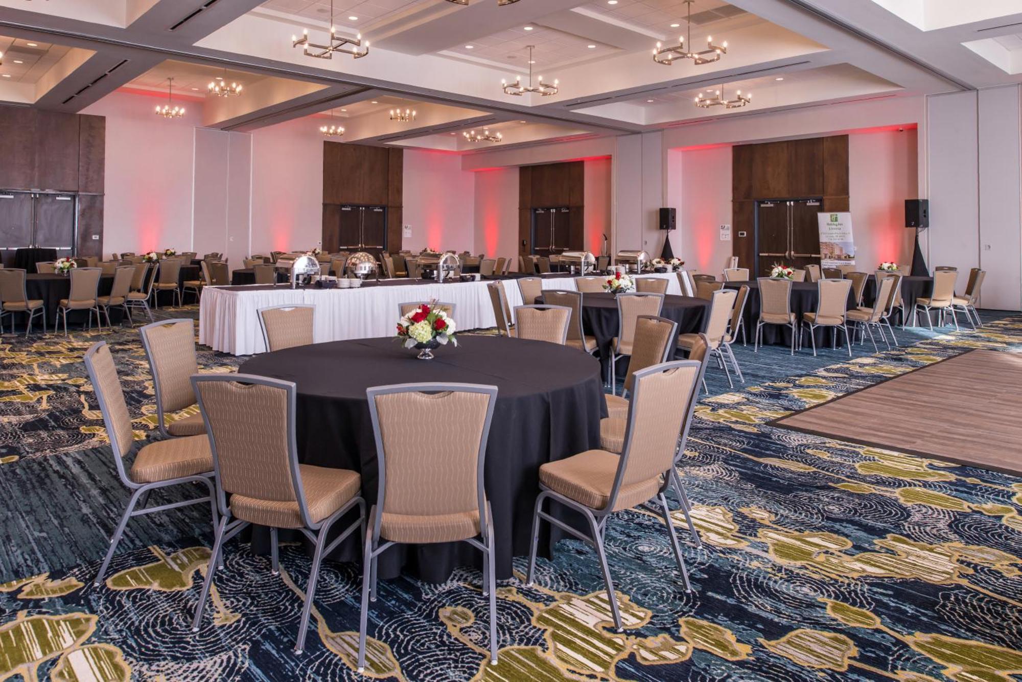 Holiday Inn Detroit Northwest - Livonia By Ihg Exterior foto