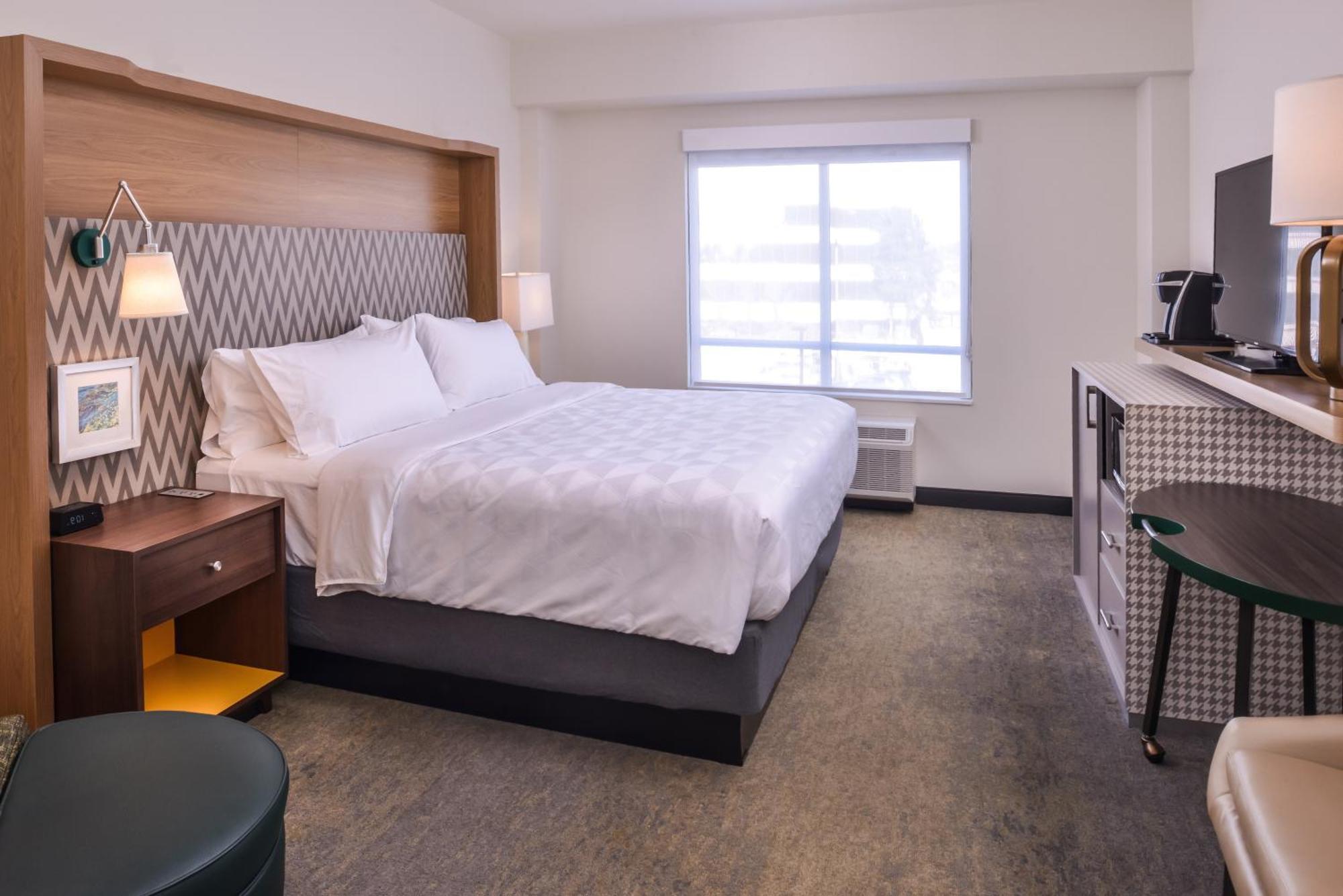 Holiday Inn Detroit Northwest - Livonia By Ihg Exterior foto